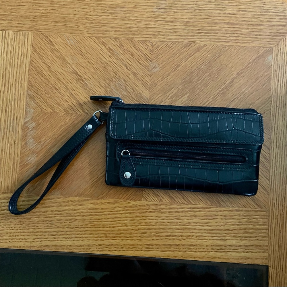 Faux leather black alligator wristlet wallet